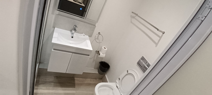 2 Bedroom Property for Sale in Woodstock Western Cape